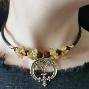 Пацеркі з Лунніцай і натуральнымі камянямі (цытрын, абсідыян махагон)
