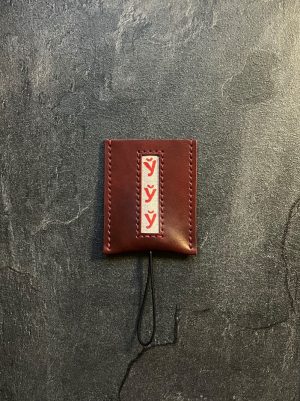 Картхолдэр скураны са стужкай