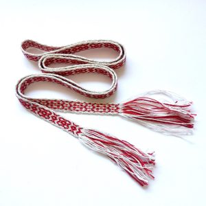 Пас тканы на дошчачках