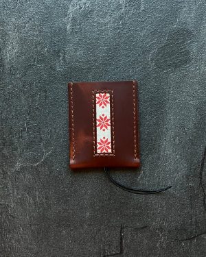 Картхолдэр скураны са стужкай і гравіроўкай