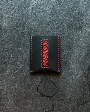 Картхолдэр скураны са стужкай і гравіроўкай